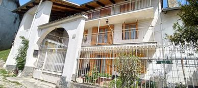 Ex Rustico ristrutturato con Terreno