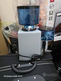 Macina caffè professionale 