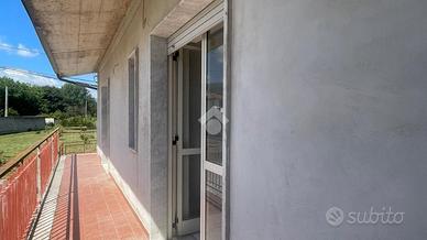 CASA SEMINDIPENDENTE A SAN MARTINO VALLE CAUDINA