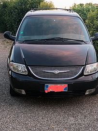 Chrysler Voyager 7 posti