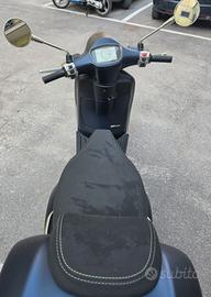 vespa piaggio nuovissima matricolata ottobre 