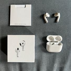 AirPods 4