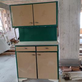 credenza antica 