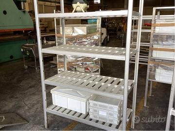 Scaffale in alluminio a 4 ripiani in teflon (0111) - Arredamento e  Casalinghi In vendita a Salerno