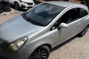 Opel corsa 1.3 mtj