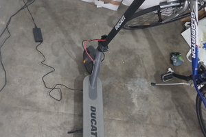 Monopattino elettrico ducati