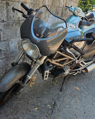 Ducati Monster s4 916