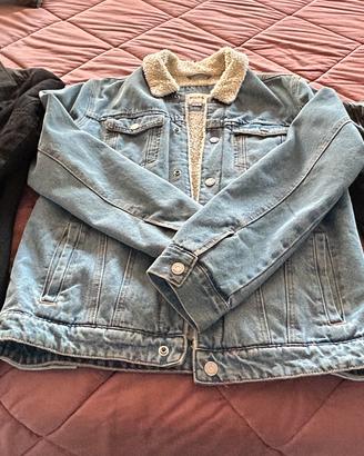 Giubbotti in Lana Jeans ed Ecopelle.