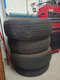 gomme invernali  205/60 R16