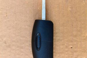 Chiave con telecomando per vetture Ford (NUOVA)