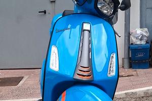 Vespa 125 Sprint abs Sport Con Accessori Completa