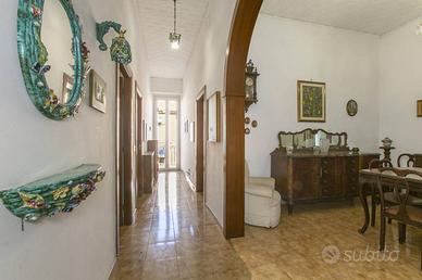 Attico / Mansarda di 110 m² con 5 locali a Nettuno