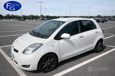 Toyota Yaris 1.4 D-4D DPF 5 porte