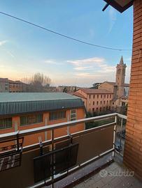 Stanza singola in centro a Bologna