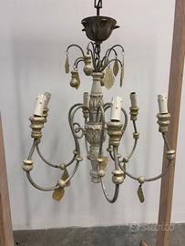 Lampadario in legno a 6 luci e gocce dorate