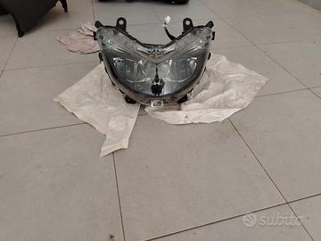 Fanale anteriore NMAX