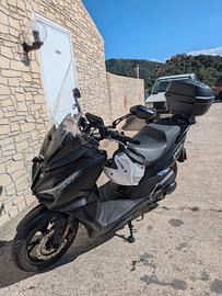 scooter Sym jet 200