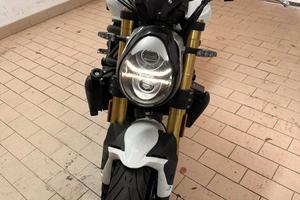 Benelli 752S Bianca (2025) – Solo 2350 km – Pari a