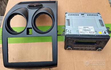 console centrale ed autoradio originale Nissan