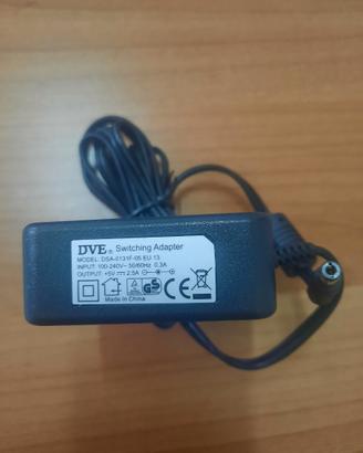 Alimentatore 5V 2.5A