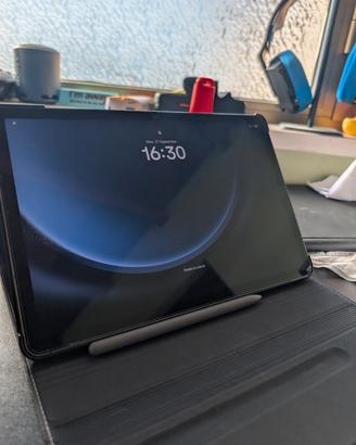 Samsung Galaxy Tab S9 FE + cover + pennina