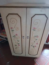 Mobiletto stile provenzale multiuso