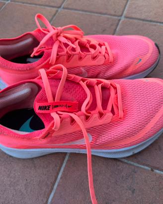 Nike zoom fly 4
