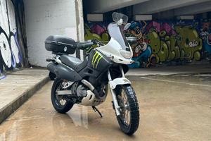 Suzuki Freewind 650 – 1999 Restaurata Motore nuovo