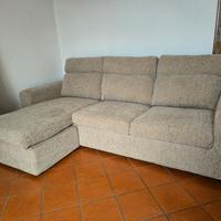 divano in tessuto 