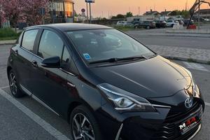 Toyota yaris hybrid 2018