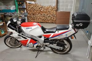 Yamaha fzr 600