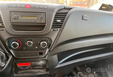 Iveco Daily 3.0 metano - a telaio - Patente C