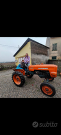 Trattore agricolo Fiat 215