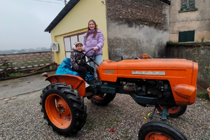 Trattore agricolo Fiat 215