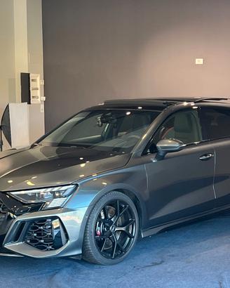 Audi RS3 Sportback 2.5 tfsi quattro s-tronic TETTO