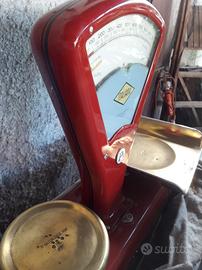 bilancia d'epoca funzionante 