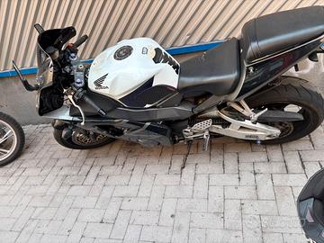 Honda cbr 954rr