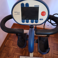 Cicloergometro MOTOmed viva 2 per riabilitazione