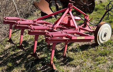 Estirpatore Angeloni TMP7, carrello idraulico