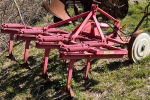 Estirpatore Angeloni TMP7, carrello idraulico