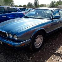 Jaguar XJ8 4.0 v8 245cv 180kw codice motore AJ-V8 