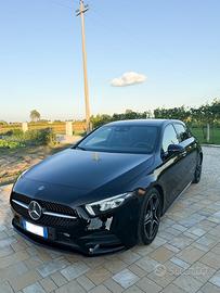 Mercedes-Benz A 180d Premium Amg