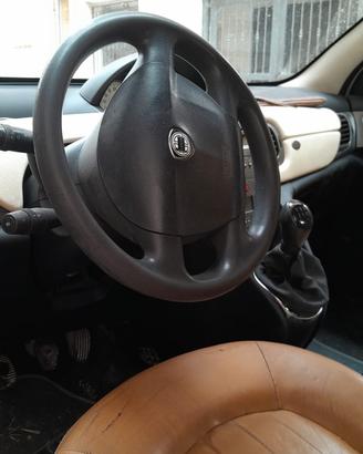 LANCIA YPSILON 1.3 Multijet 75 Cv