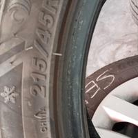 4 gomme invernali 215 / 45 R 16