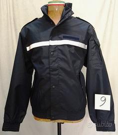 Giubbino prima in uso alla Polizia Local