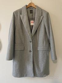 Cappotto grigio nuovo