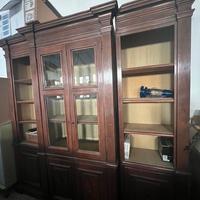 Libreria antica in legno