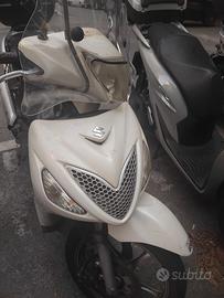 Scooter Suzuki Sixteen 125