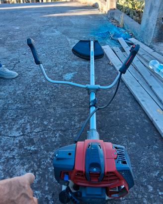 decespugliatore efco 