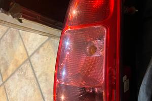 Stop fanalino peugeot 807 posteriore dx